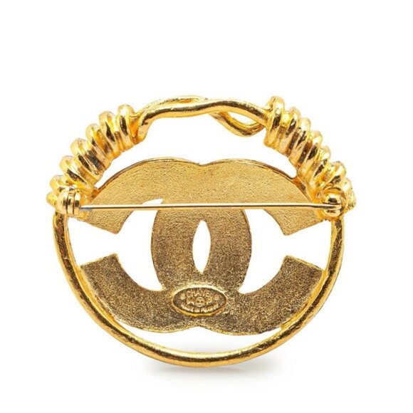 CHANEL CC Logo Round Vintage Brooch Gold Tone 94P Pin Auth w/Box #4663 - Picture 3 of 6